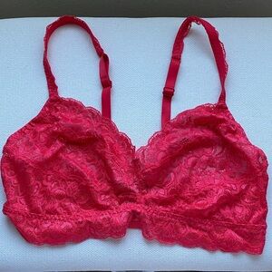 NEW Quince Lace Bralette in Bold Red